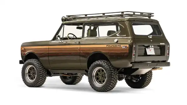 1973 International Scout II_13 Driver Side Rear 3.4