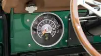 1977 Classic Ford Bronco_15 Dakota Digital Gauges