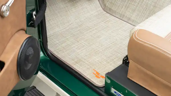 1977 Classic Ford Bronco_17 Front Interior