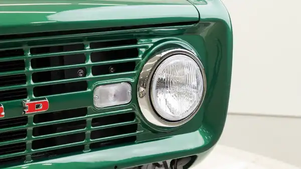 1977 Classic Ford Bronco_23 Exterior 
