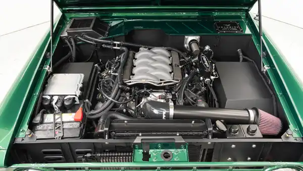1977 Classic Ford Bronco_26 5.0L Ford Coyote Engine
