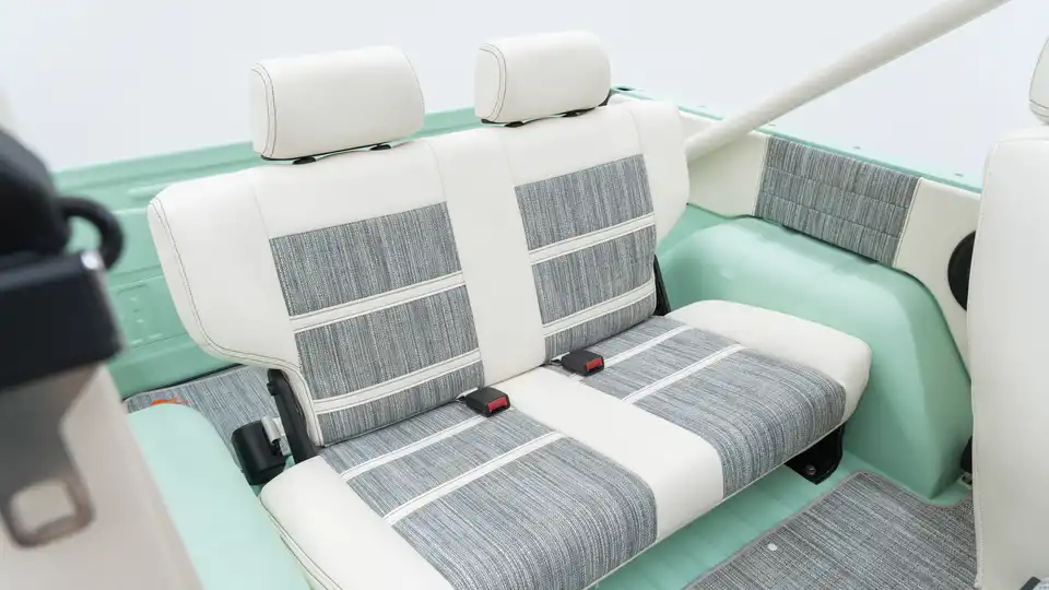 1974 Classic Ford Bronco_16 Rear Interior