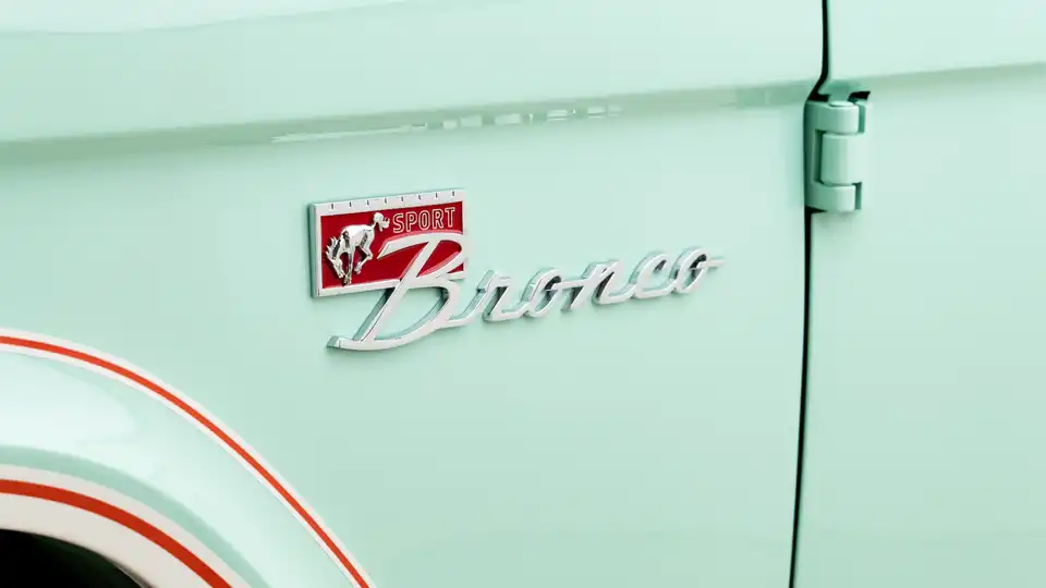 1974 Classic Ford Bronco_25 Exterior 