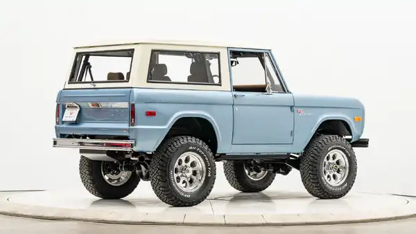 1970 Classic Ford Bronco_9 Passenger Side Rear 3