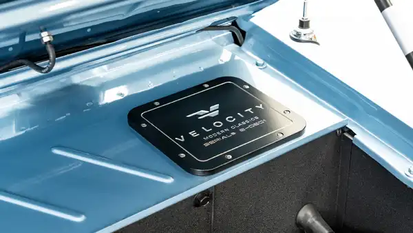 1970 Classic Ford Bronco_28 V8 Coyote Engine