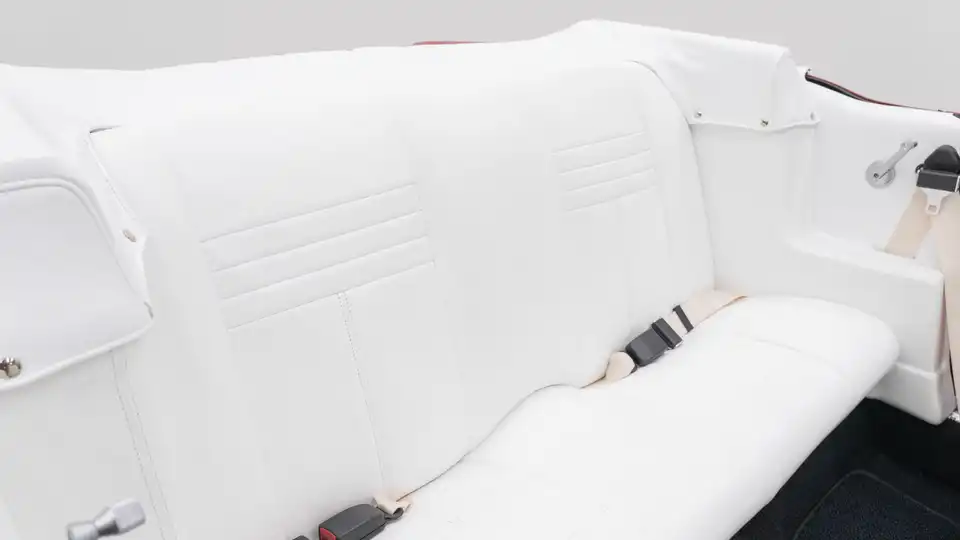 1967 Classic Ford Mustang_16 Rear Interior