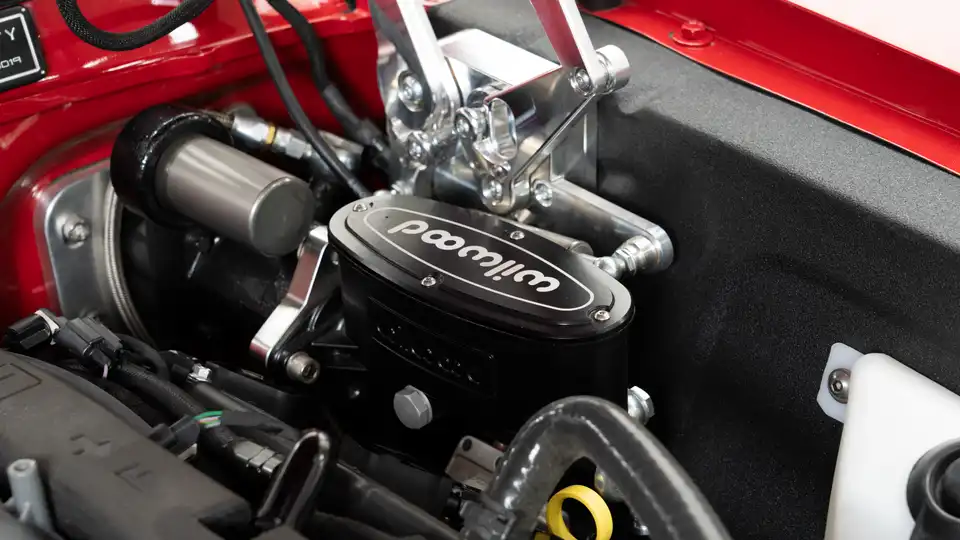 1967 Classic Ford Mustang_27 Ford Coyote Engine