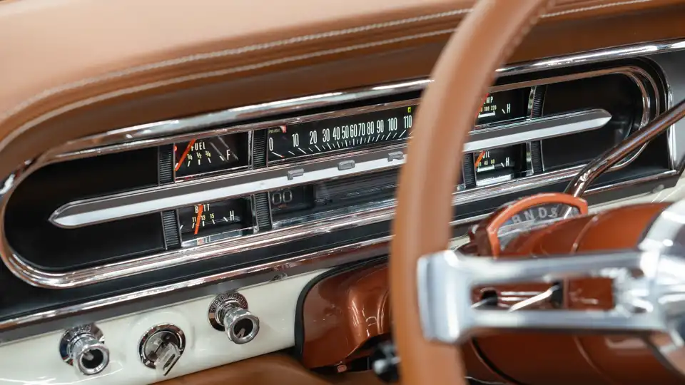 1970 Classic Ford F150_15 Dakota Digital Gauges