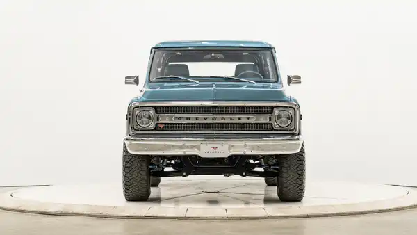1971 Classic Chevy K5 Blazer_5 Front