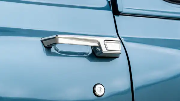 1971 Classic Chevy K5 Blazer_Exterior  Copy 2