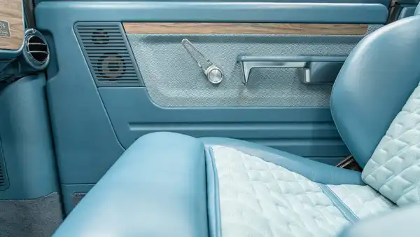 1971 Classic Chevy K5 Blazer_19 Interior