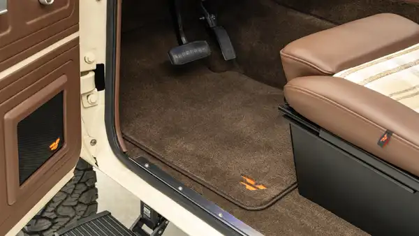 1973 Classic International Scout II_17 Front Interior