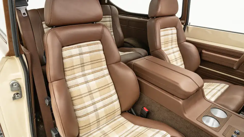1973 Classic International Scout II_22 Interior Copy
