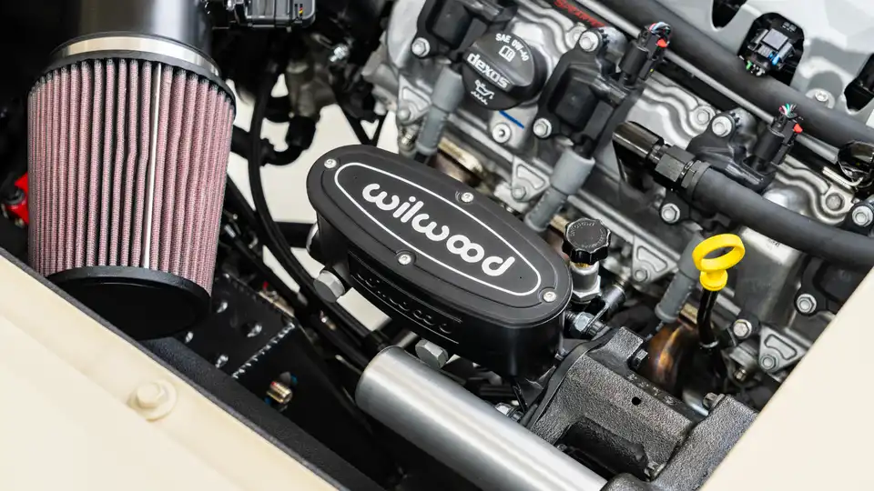 1973 Classic International Scout II_27 Ford Coyote Engine