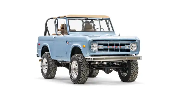 1970 Classic Ford Bronco_6 Passenger Side Front 
