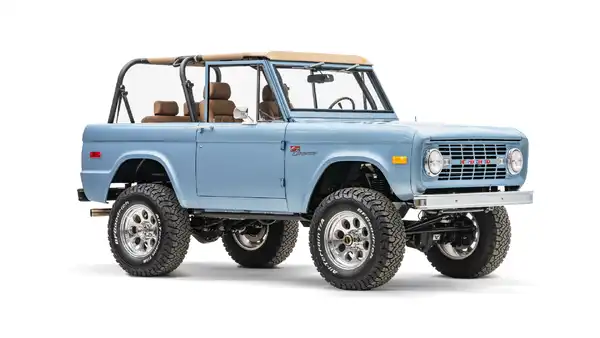 1970 Classic Ford Bronco_7 Passenger Side Front  3.4