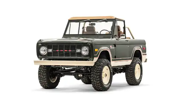 1973 Classic Ford Bronco_4 Drivers Side Front 
