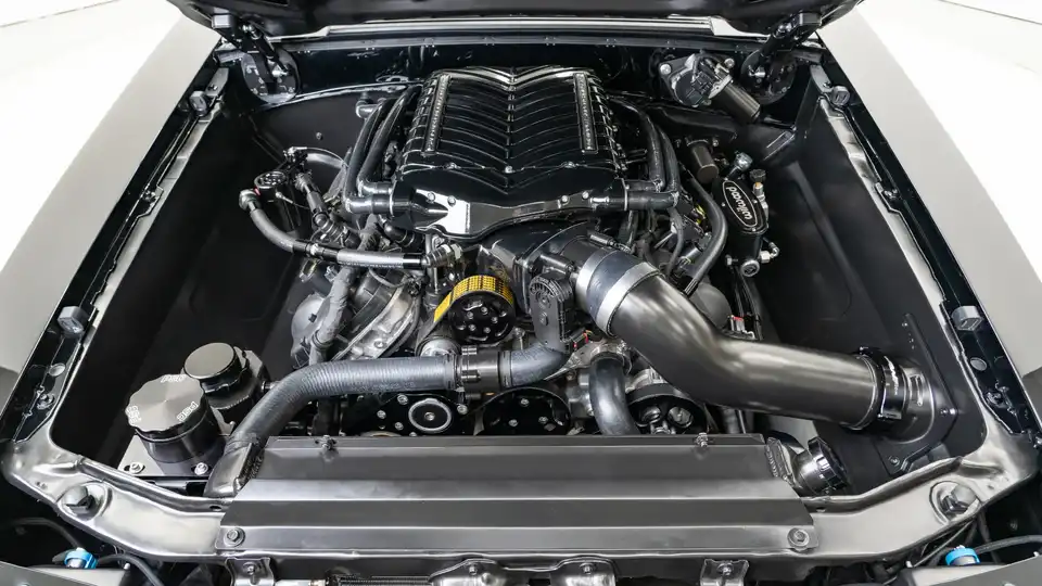 1991 Foxbody Mustang_26 5.0L Ford Coyote Engine