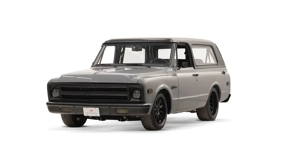 1972 Chevy K5 Blazer_4 Drivers Side Front 