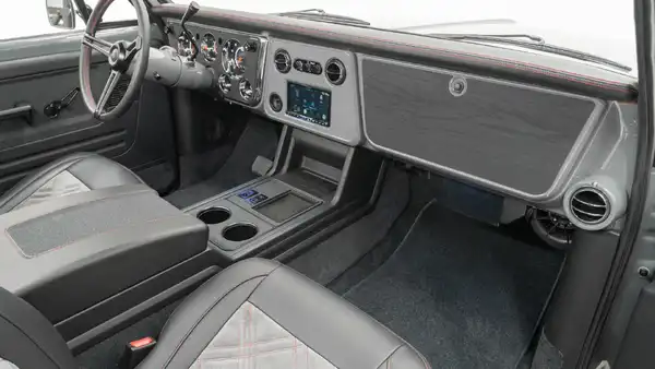 1972 Chevy K5 Blazer_18 Passenger Side Interior
