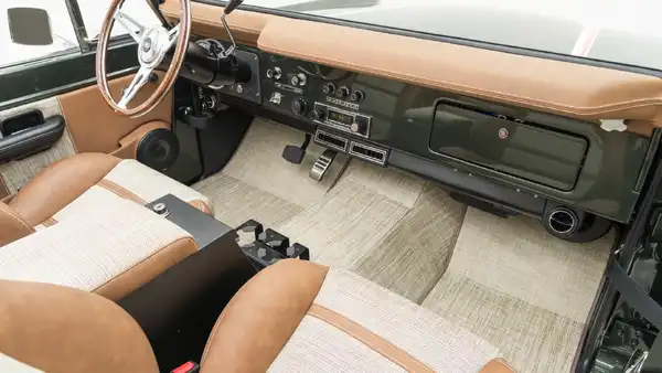 1973 Classic Ford Bronco_18 Passenger Side Interior