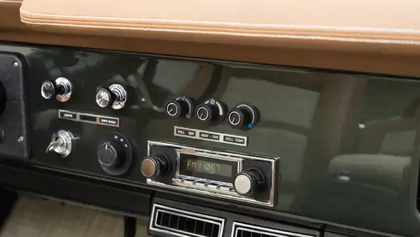 1973 Classic Ford Bronco_21 Interior