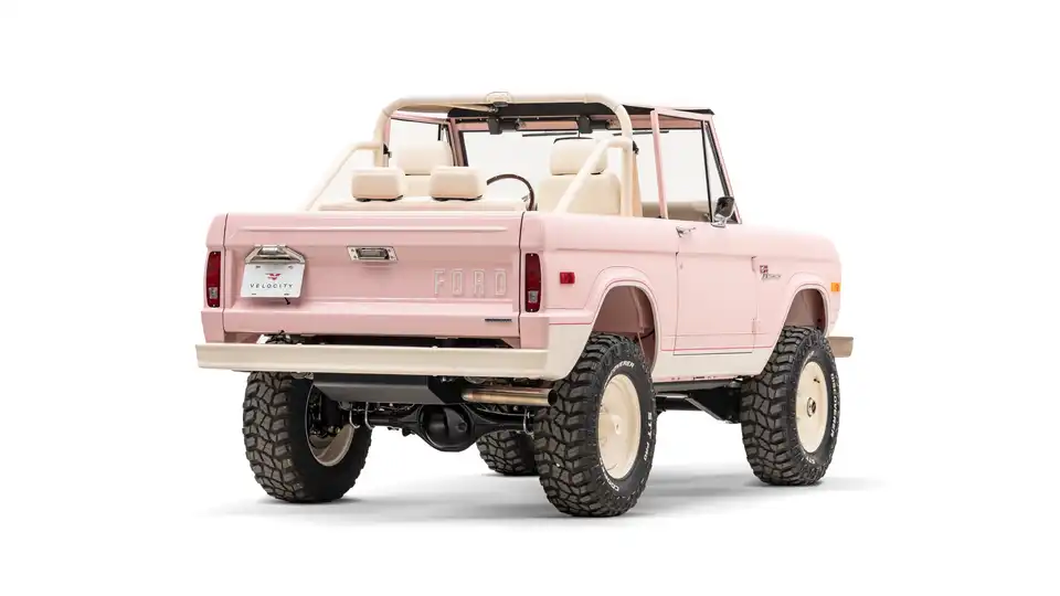 1973 Classic Ford Bronco_10 Passenger Side Rear