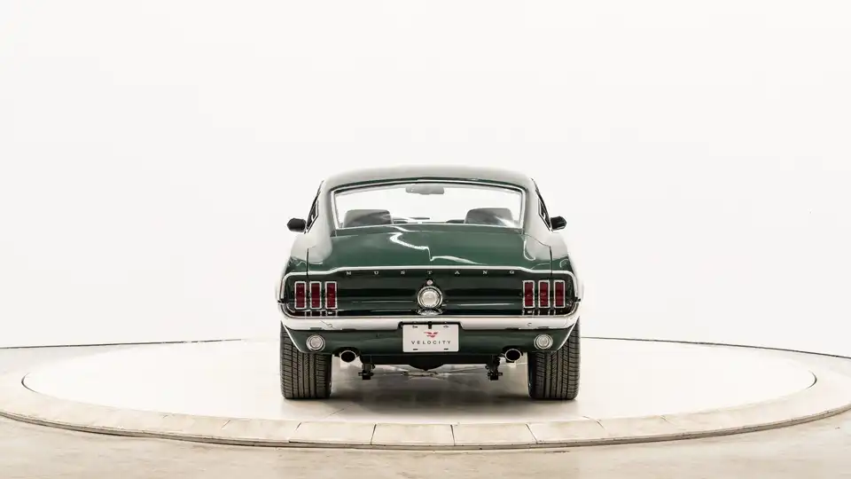 1968 Classic Ford Mustang_11 Rear Tailgate