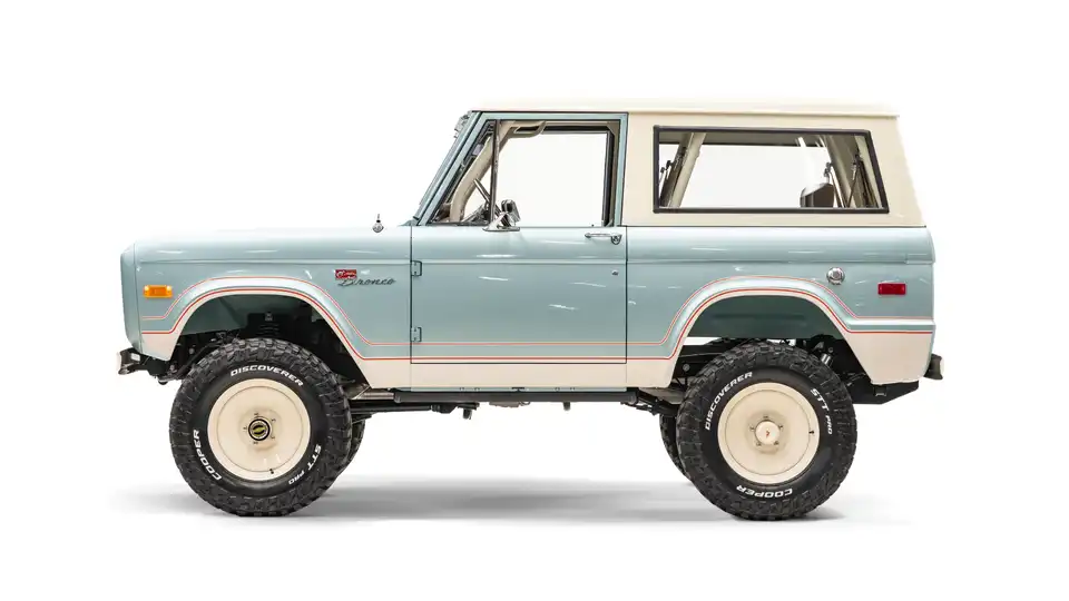1973 Classic Ford Bronco_2 Drivers Side 