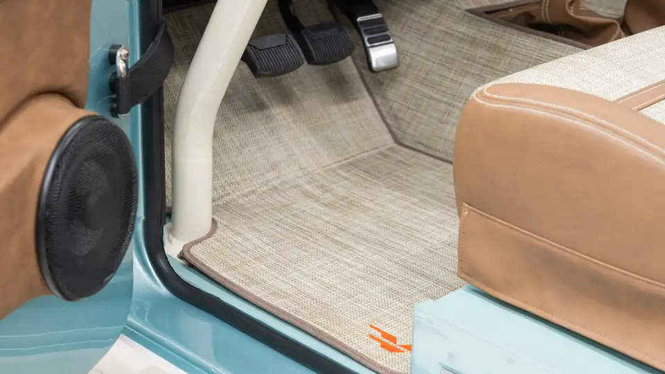 1973 Classic Ford Bronco_17 Front Interior