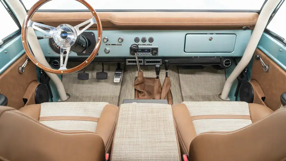 1973 Classic Ford Bronco_ 14 15 Driver Side Interior