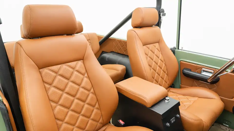 1974 Classic Ford Bronco_19 Passenger Side Interior