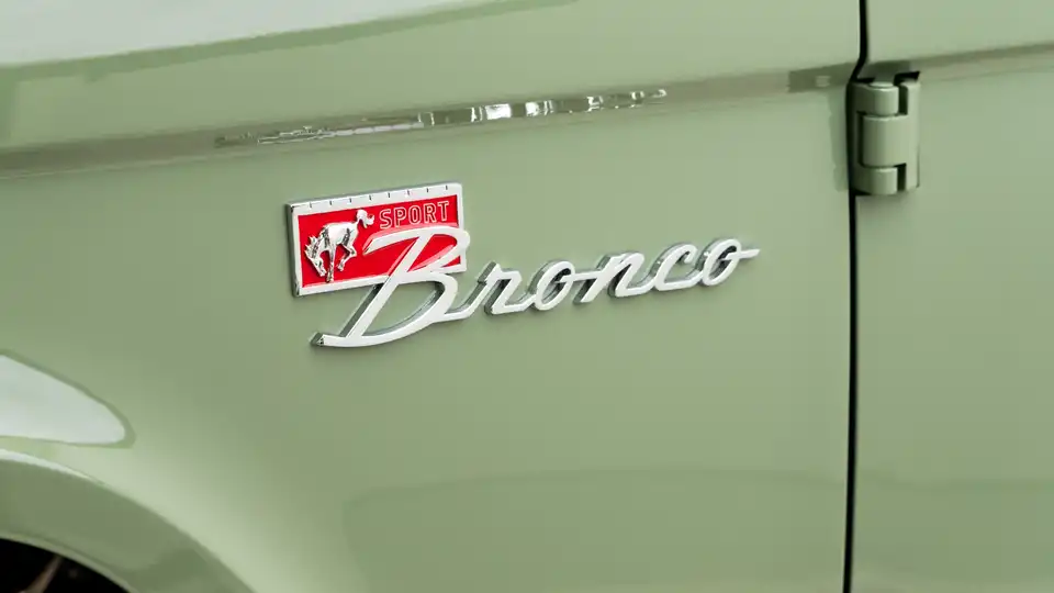 1974 Classic Ford Bronco_26 Exterior 