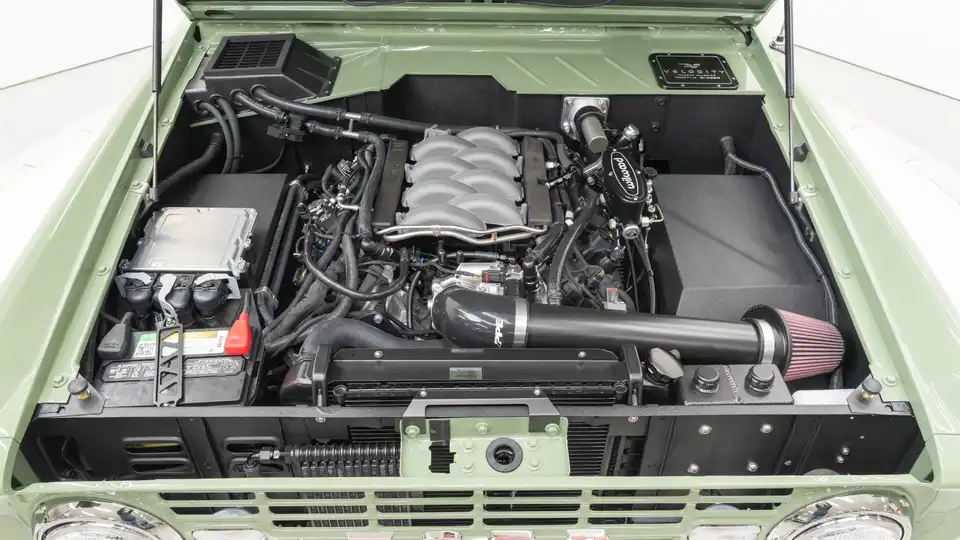1974 Classic Ford Bronco_33 5.0L Ford Coyote Engine