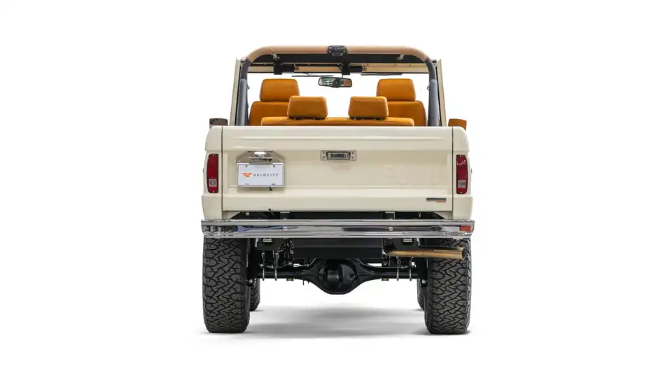 1971 Classic Ford Bronco_11 Rear Tailgate