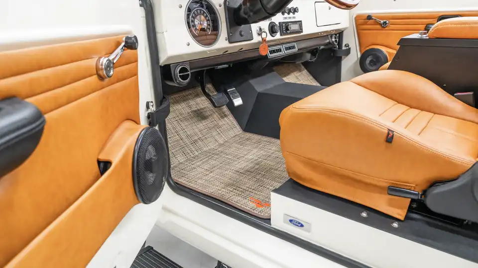 1971 Classic Ford Bronco_20 Interior