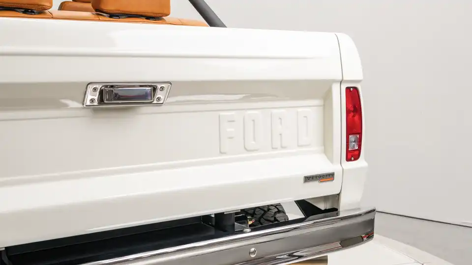 1971 Classic Ford Bronco_31 Exterior Overhead