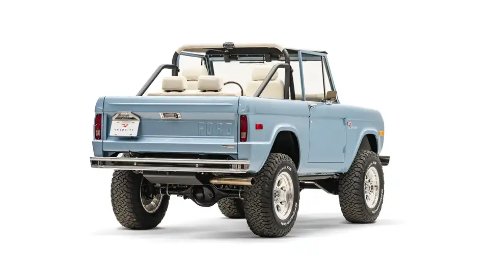 1977 Classic Ford Bronco_10 Passenger Side Rear