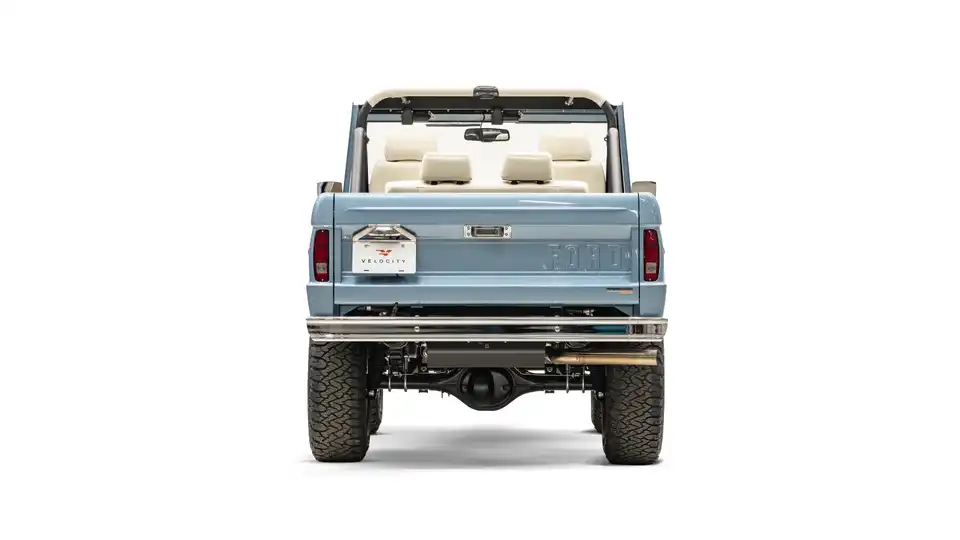 1977 Classic Ford Bronco_11 Rear Tailgate