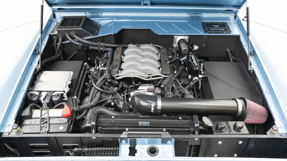 1977 Classic Ford Bronco_26 5.0L Ford Coyote Engine