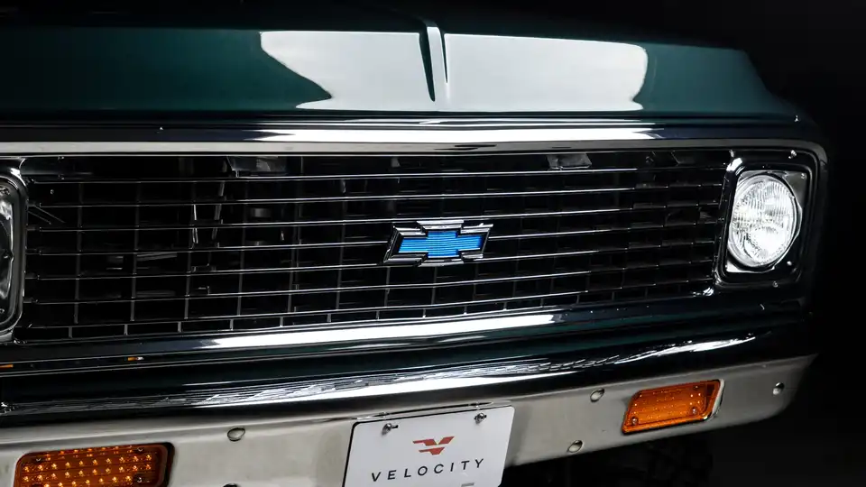 Green 1972 Chevy K10_Exterior  Copy 3