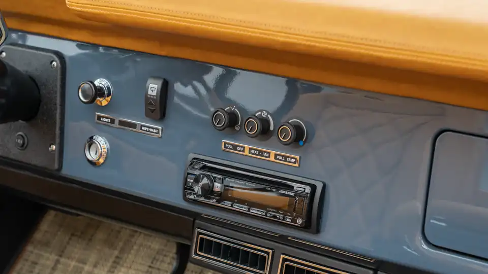 1971 Classic Ford Bronco_20 Interior