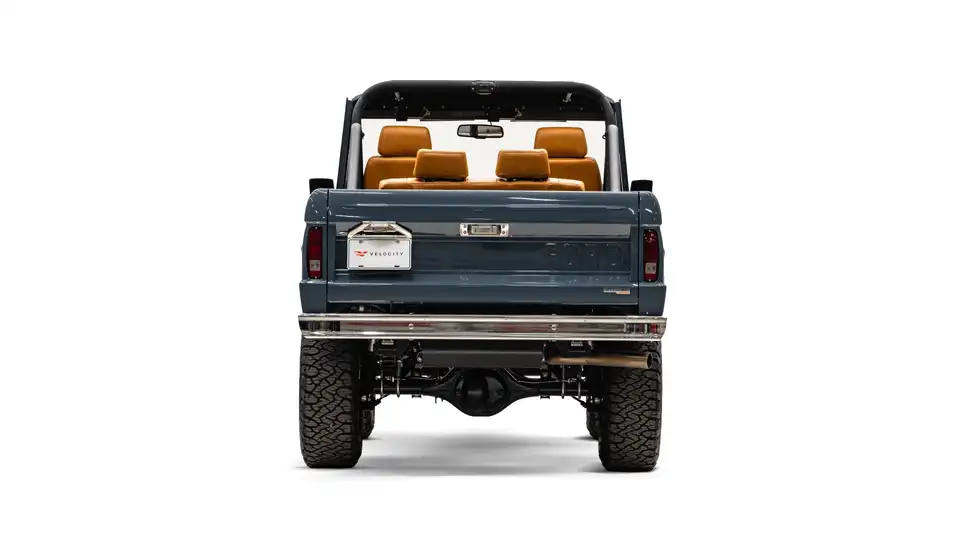 1971 Classic Ford Bronco_11 Rear Tailgate