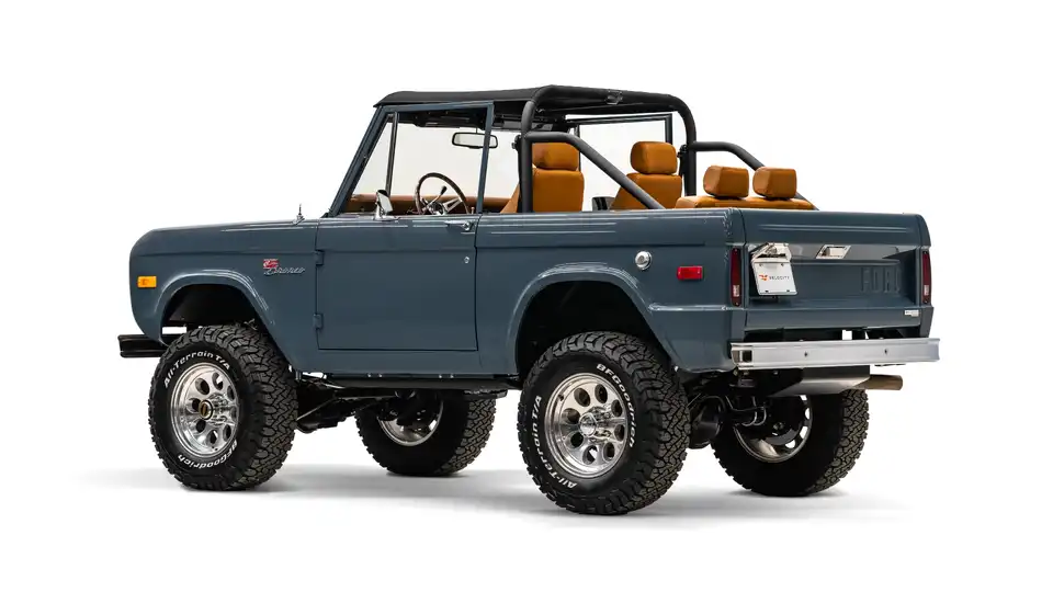 1971 Classic Ford Bronco_13 Driver Side Rear 3.4