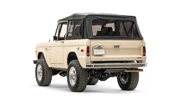 1976 Classic Ford Bronco_12Driver Side Rear