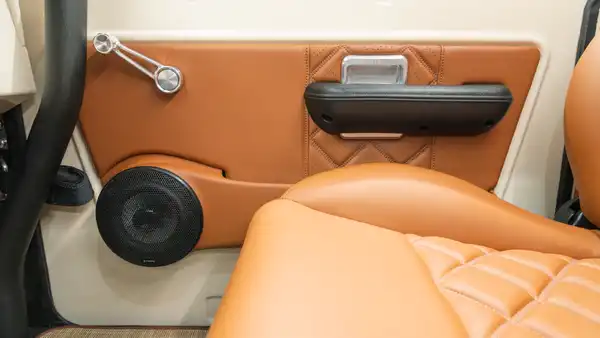 1976 Classic Ford Bronco_22 Interior Copy