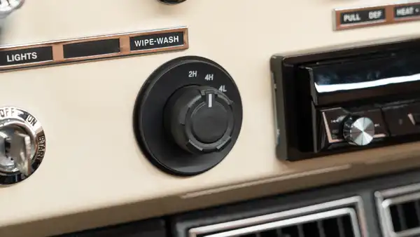 1976 Classic Ford Bronco_19 Interior