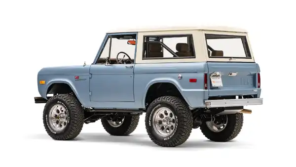 1975 Classic Ford Bronco_13 Driver Side Rear 3.4