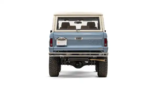 1975 Classic Ford Bronco_11 Rear Tailgate