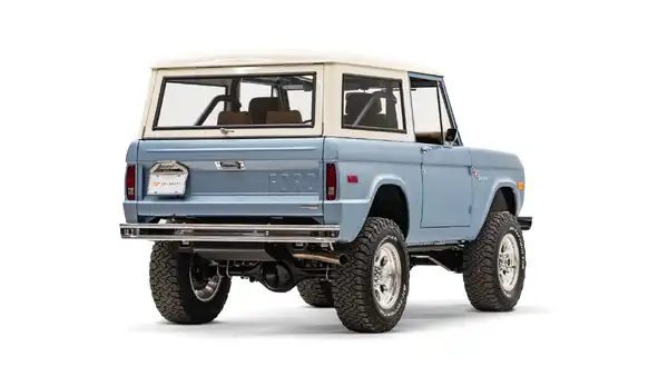 1975 Classic Ford Bronco_10 Passenger Side Rear